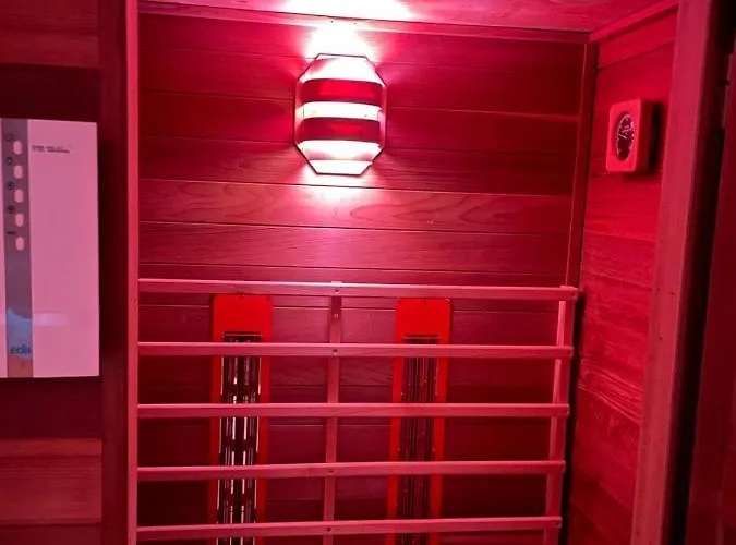Hotell Met Prive Zwembad En Sauna